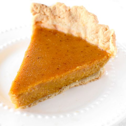 Dairy free pumpkin pie using an oil crust