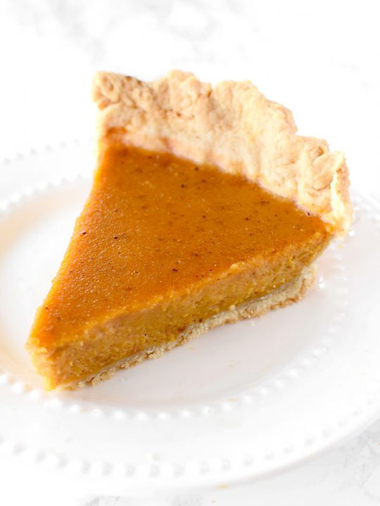 Dairy free pumpkin pie using an oil crust