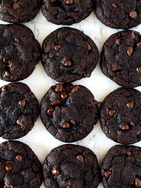 rows of double chocolate chip cookies