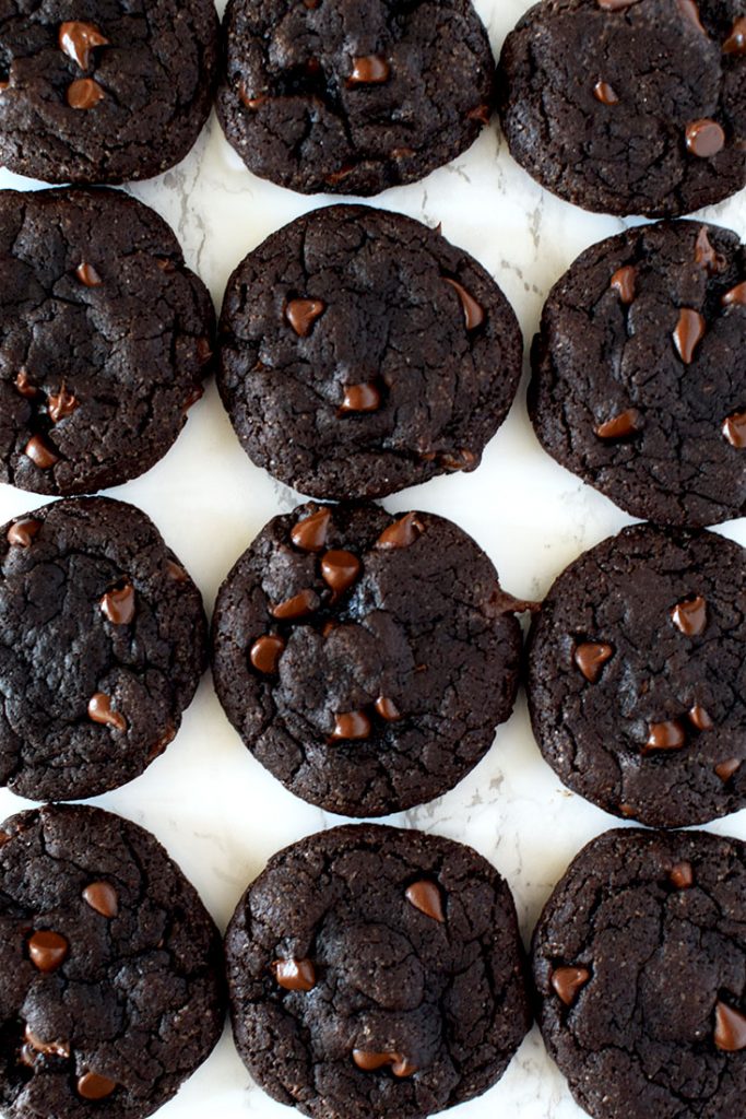 rows of double chocolate chip cookies